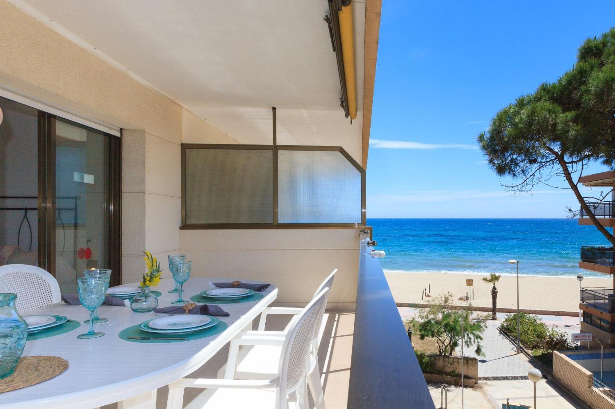 Uhc Txingudi Apartments Cambrils Εξωτερικό φωτογραφία