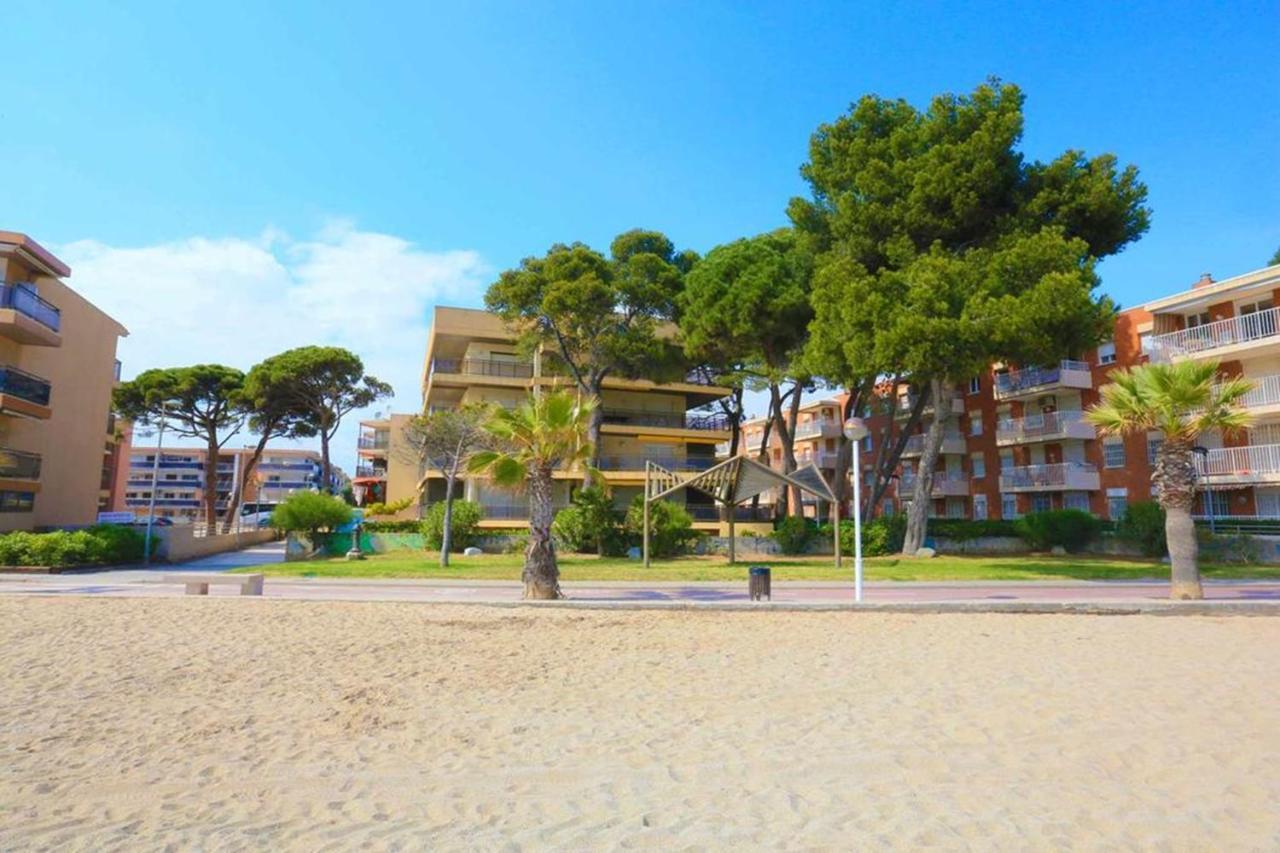 Uhc Txingudi Apartments Cambrils Εξωτερικό φωτογραφία