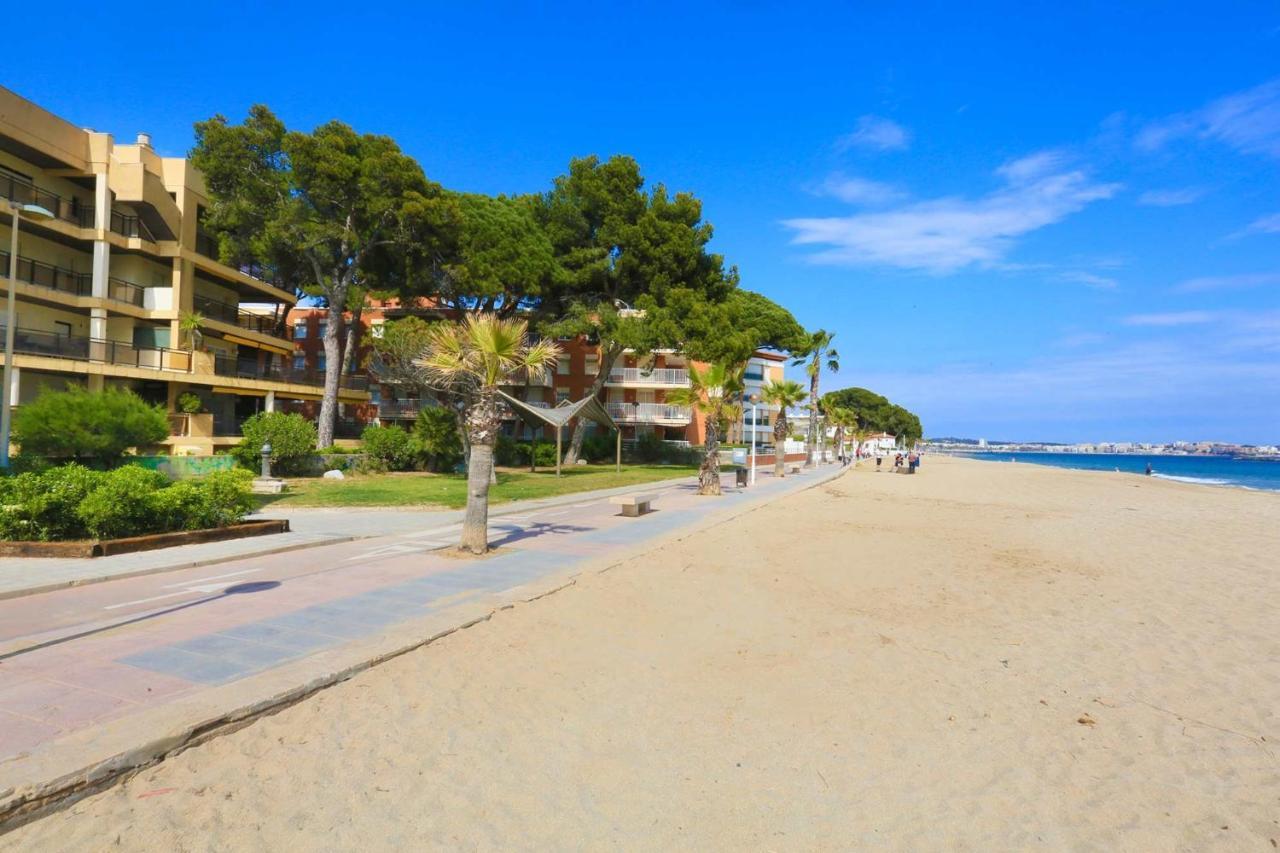 Uhc Txingudi Apartments Cambrils Εξωτερικό φωτογραφία